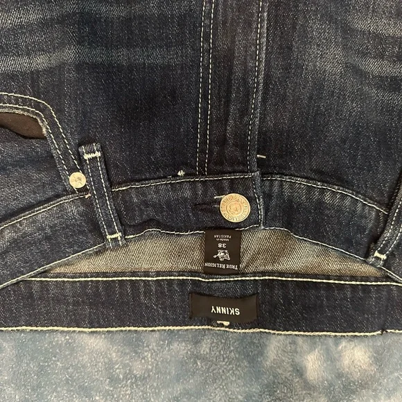 True Religion Blue Skinny Distressed Jeans new without tags